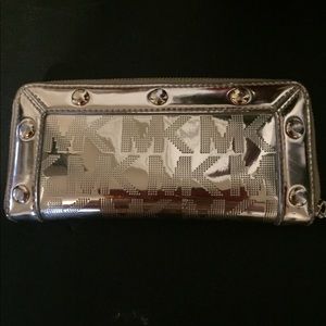 Michael Kors wallet